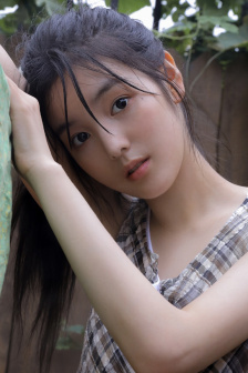 村上里莎